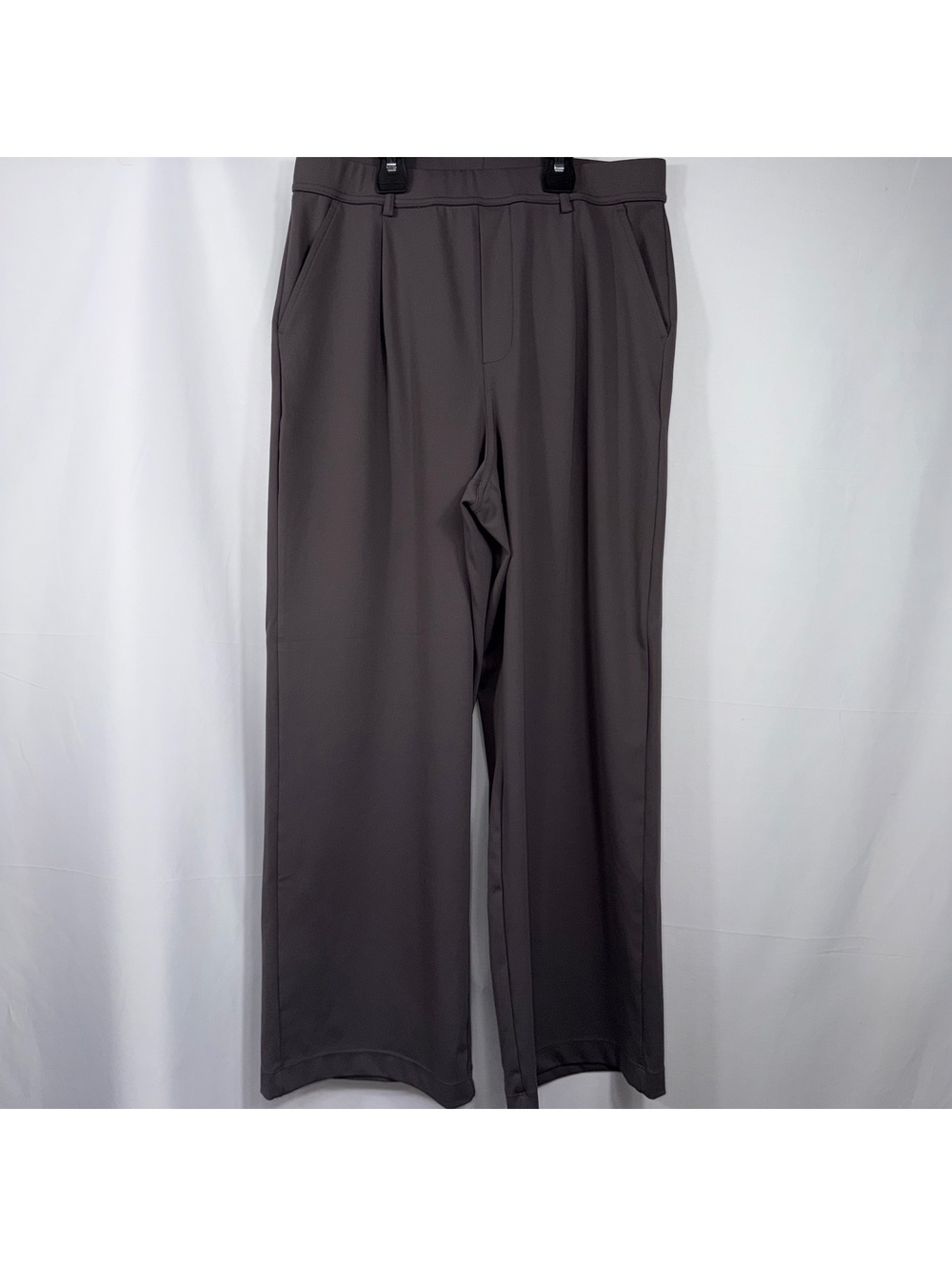 Halara Grey Straight Leg Stretch Pants